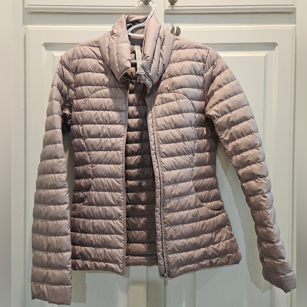 Lululemon Pack It Down Jacket Size 6